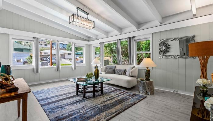 809  Hao Street Aina Haina Area, Diamond Head home - photo 1 of 25