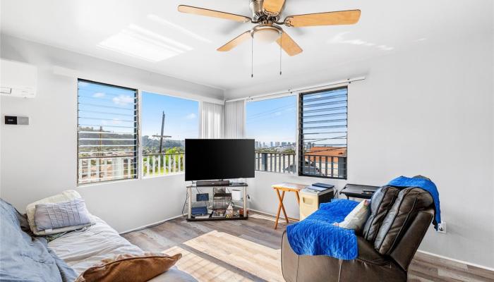 810  Puunani Place Puunui, Honolulu home - photo 1 of 1