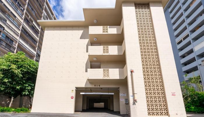 Alohalani Tropicana condo # 401, Honolulu, Hawaii - photo 1 of 19