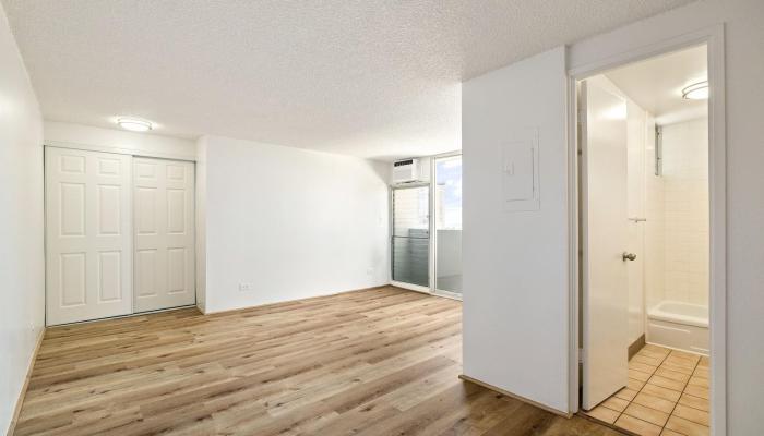 Ward Kinau condo # 902, Honolulu, Hawaii - photo 1 of 18