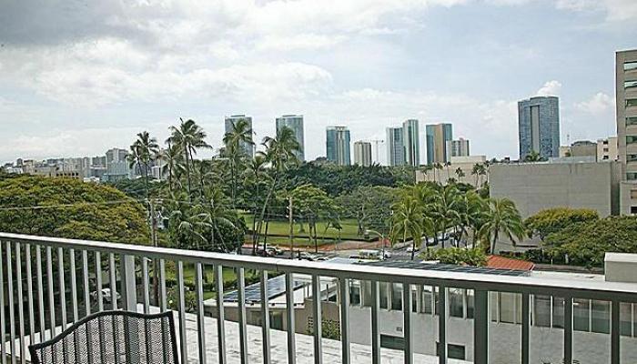 Kinau Villa condo # D406, Honolulu, Hawaii - photo 1 of 17