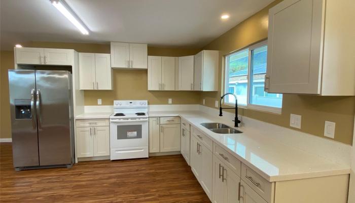 84-140  Water St Makaha, Leeward home - photo 1 of 17