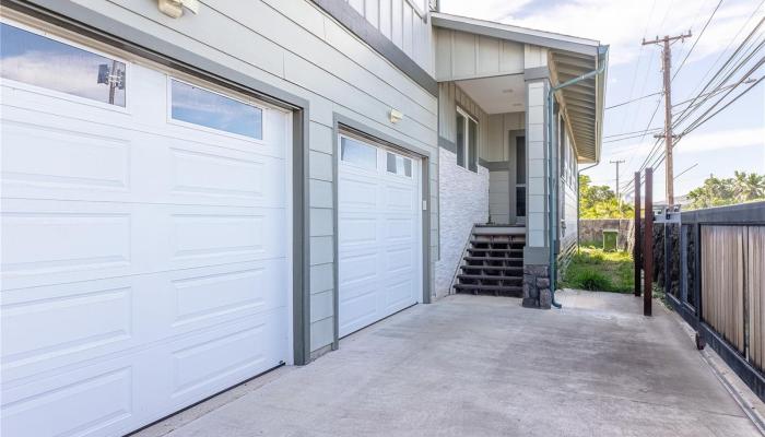 84-674  Farrington Hwy Makaha, Leeward home - photo 1 of 18