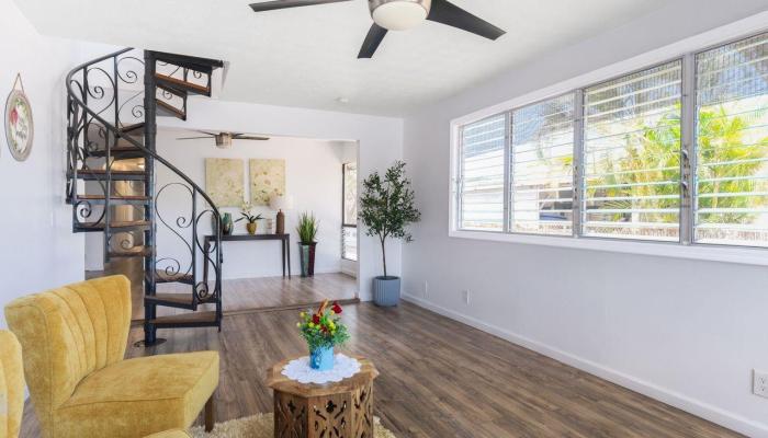 87-129  Palakamana Street Maili, Leeward home - photo 1 of 25