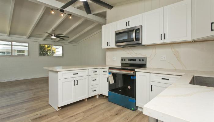 87-1727  Mohihi Street Maili, Leeward home - photo 1 of 21