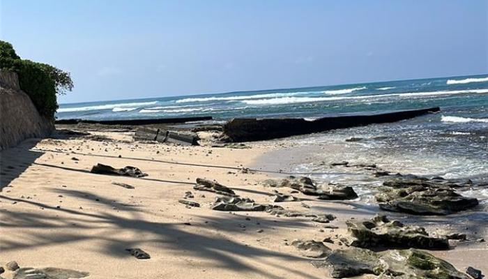 87-825  Farrington Hwy Maili, Leeward home - photo 1 of 3