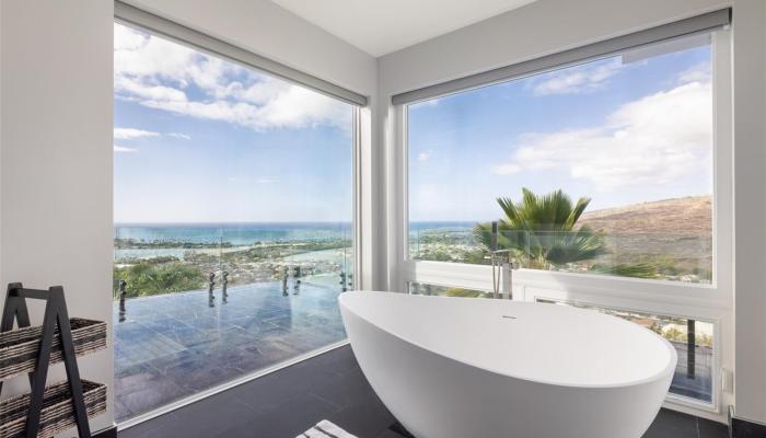 880  Kaahue Street Mariners Ridge, Hawaii Kai home - photo 1 of 1