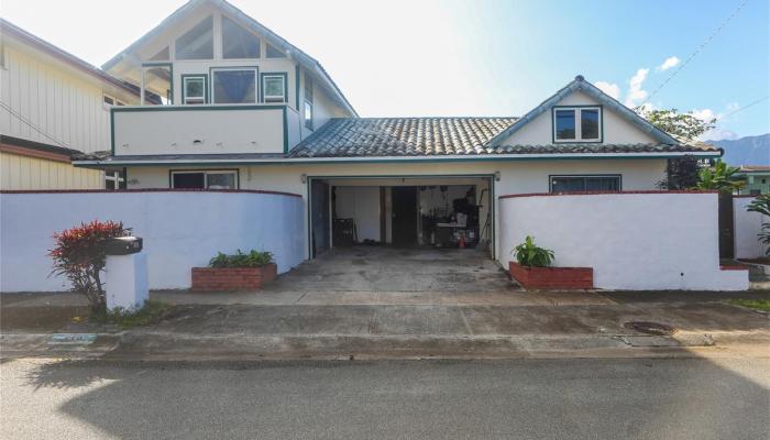 889  Akumu Street Enchanted Lake, Kailua home - photo 1 of 2