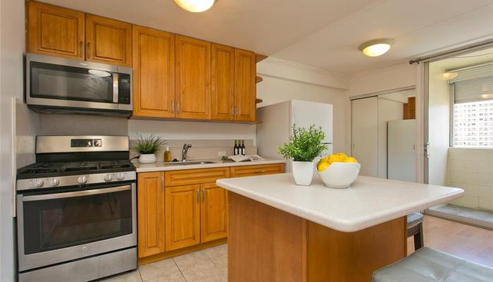 Sandalwood condo # 904, Honolulu, Hawaii - photo 1 of 1