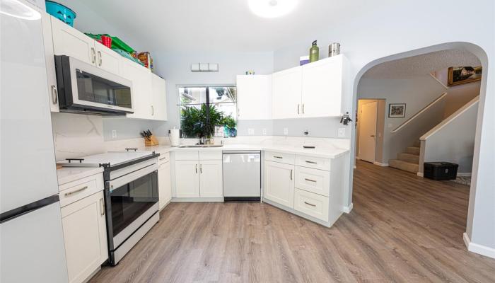 Associa townhouse # 13E, Ewa Beach, Hawaii - photo 1 of 21