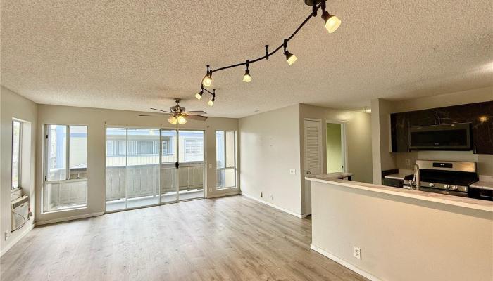 Sun Rise condo # 4G, Ewa Beach, Hawaii - photo 1 of 23