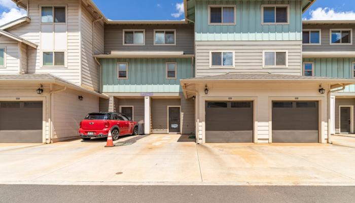 91-3633 Kauluakoko St Ewa Beach - Rental - photo 1 of 25