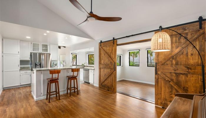 914  Kahena Street Hahaione-upper, Hawaii Kai home - photo 1 of 1