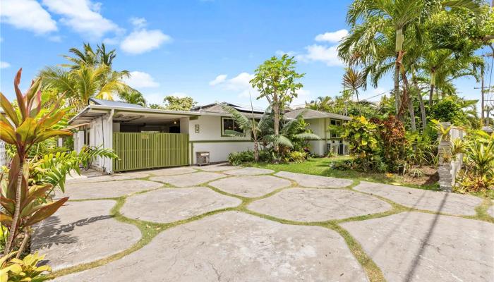 918  Oneawa Street Koolaupoko, Kailua home - photo 1 of 1