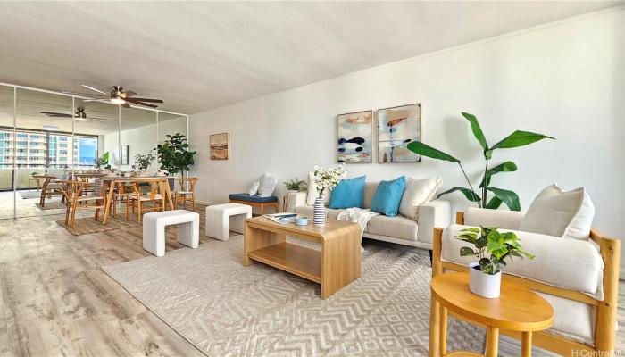 Royal Court condo # 17G, Honolulu, Hawaii - photo 1 of 24