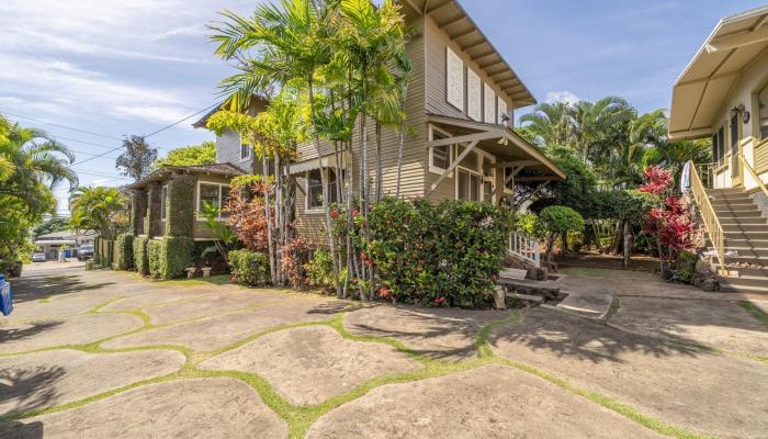 927 10th Ave Honolulu - Rental - photo 1 of 1