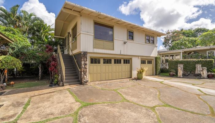 927 10th Ave Honolulu - Rental - photo 1 of 1