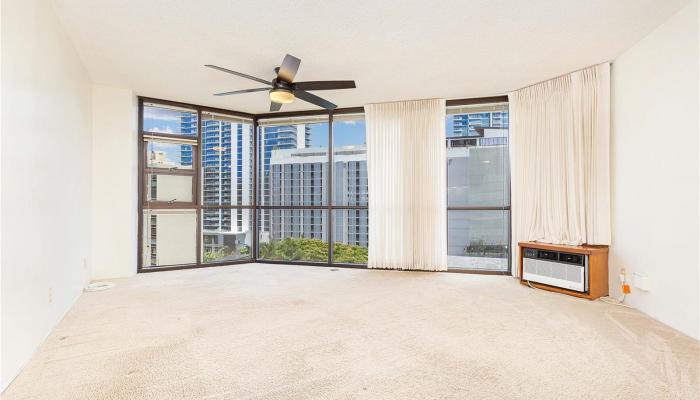 Hale Kaheka condo # 802, Honolulu, Hawaii - photo 1 of 1