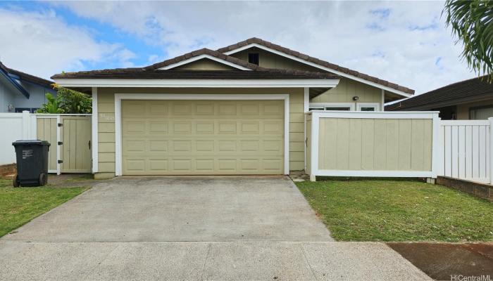 94-1045  Ohilau Place Waipio Gentry, Waipahu home - photo 1 of 1