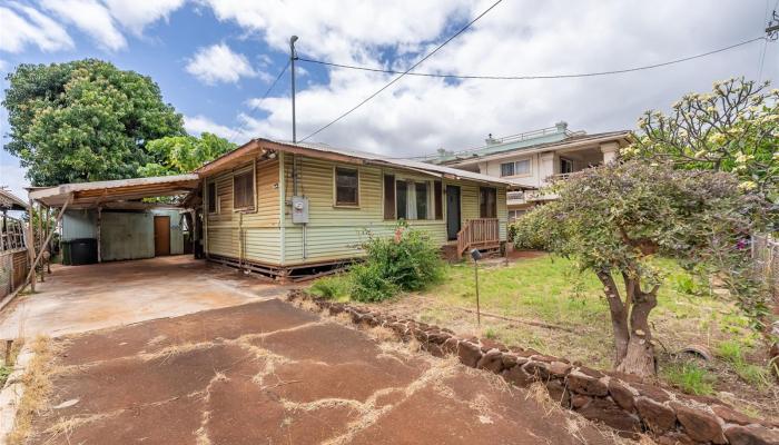 94-1155  Limahana Street Waipahu-lower, Waipahu home - photo 1 of 1