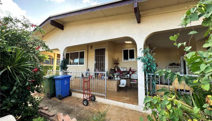 94-268  Waipahu Street Robinson Heights, Waipahu home - photo 1 of 4