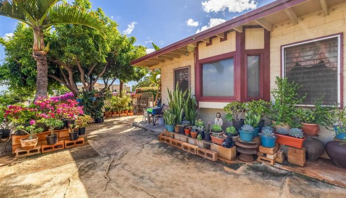 94-404  Kipou Street Harbor View, Waipahu home - photo 1 of 1