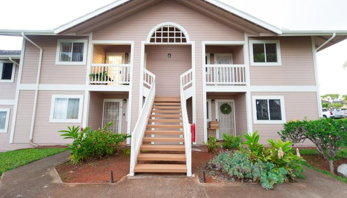 Waikele CA townhouse # L202, Waipahu, Hawaii - photo 1 of 17