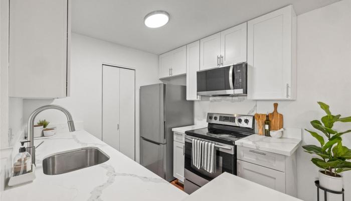 Waikele AOAO townhouse # E101, Waipahu, Hawaii - photo 1 of 25