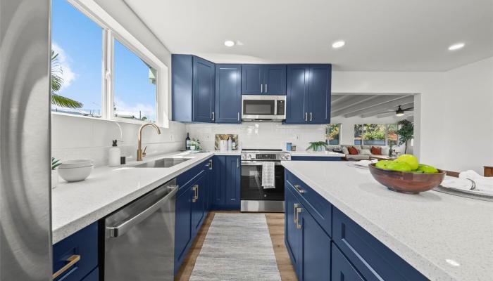 94-540  Loaa Street Harbor View, Waipahu home - photo 1 of 25