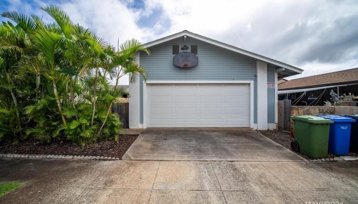 94-607 Palai St Waipahu - Rental - photo 1 of 25