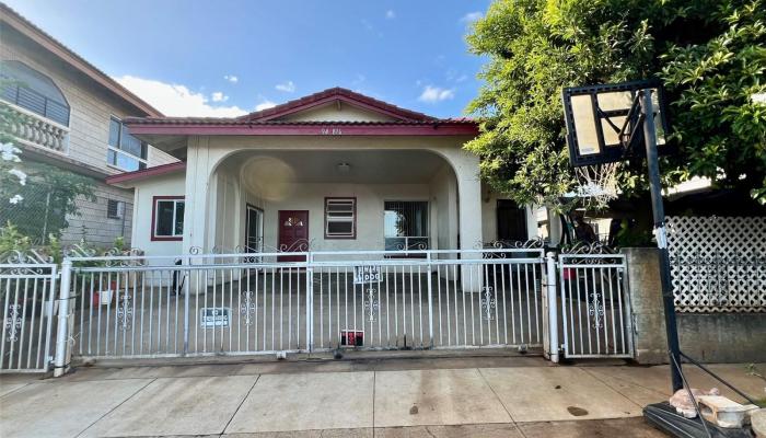 94-816  Kuhaulua Street Waipahu Estates, Waipahu home - photo 1 of 1