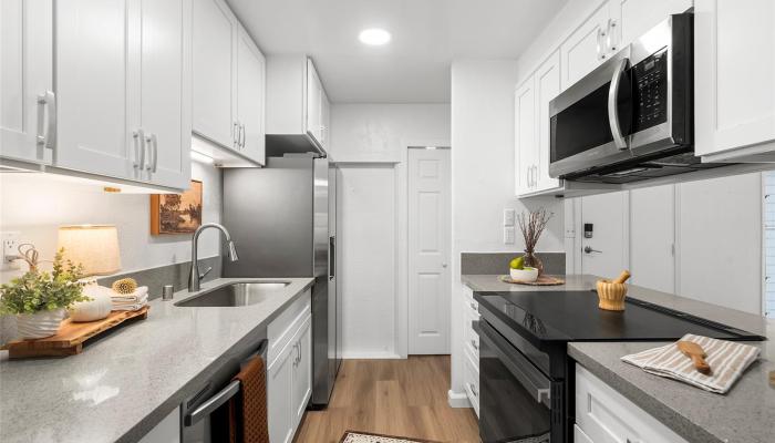 Mililani Town Association townhouse # 424, Mililani, Hawaii - photo 1 of 25