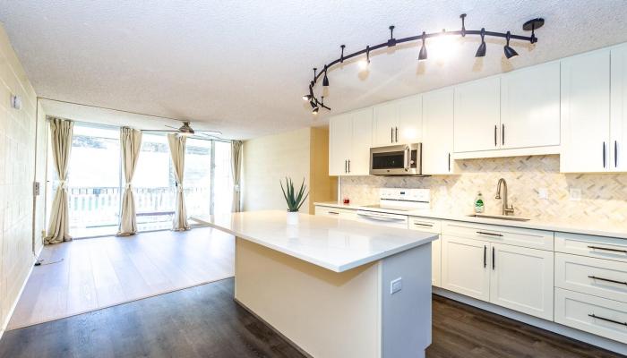 Waikalani Woodlands condo # D402, Mililani, Hawaii - photo 1 of 16