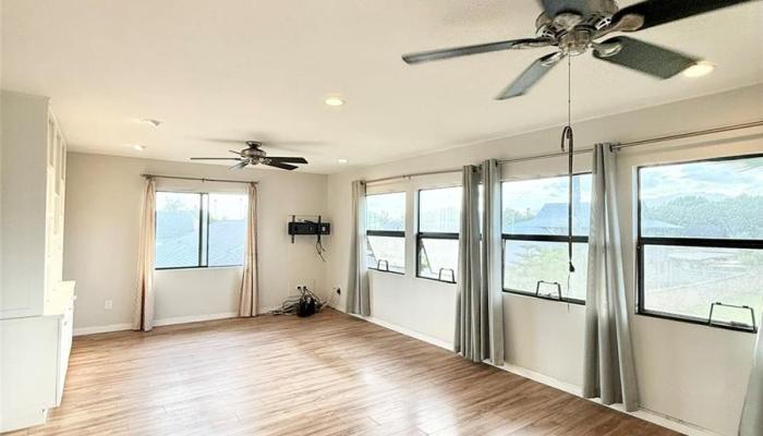 95-349 Kuahelani Ave Honolulu - Rental - photo 1 of 8