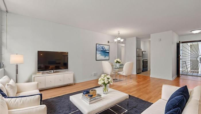 Pearl Ridge Gdns & Twr condo # 2-303, Aiea, Hawaii - photo 1 of 25