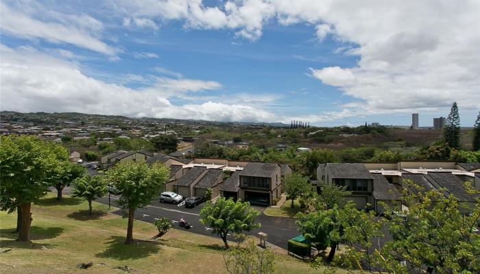 Newtown Estates Community townhouse # E, Aiea, Hawaii - photo 1 of 15