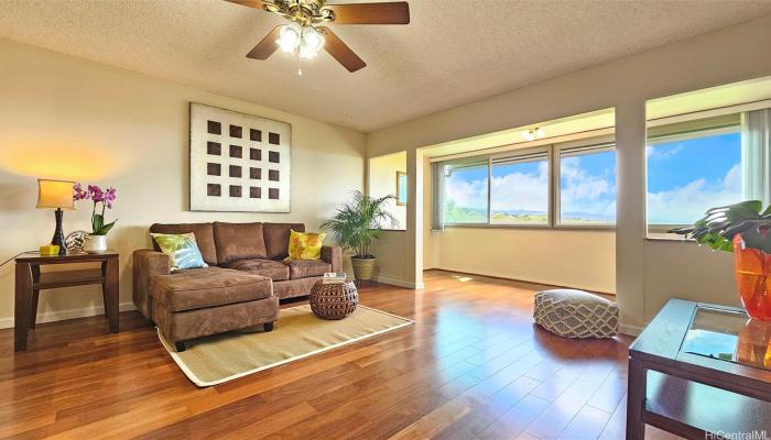 Newtown townhouse # B218, Aiea, Hawaii - photo 1 of 1