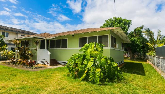 98-148  Hekaha Street Waimalu, PearlCity home - photo 1 of 1