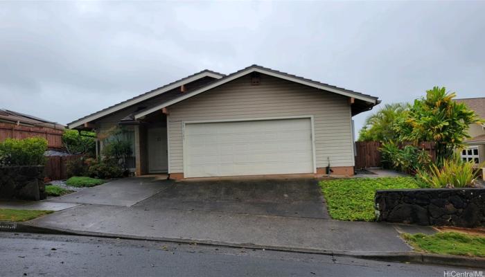 98-1789 Hapaki St Aiea - Rental - photo 1 of 24