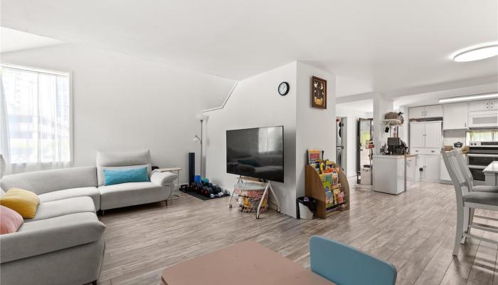 Bougainville condo # 206, Aiea, Hawaii - photo 1 of 23