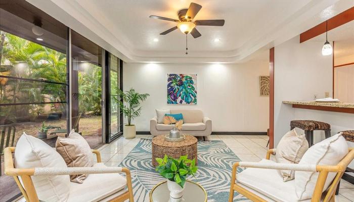 Bougainville condo # 304, Aiea, Hawaii - photo 1 of 1