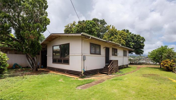 98-423  Kaamilo St Aiea Area, PearlCity home - photo 1 of 1