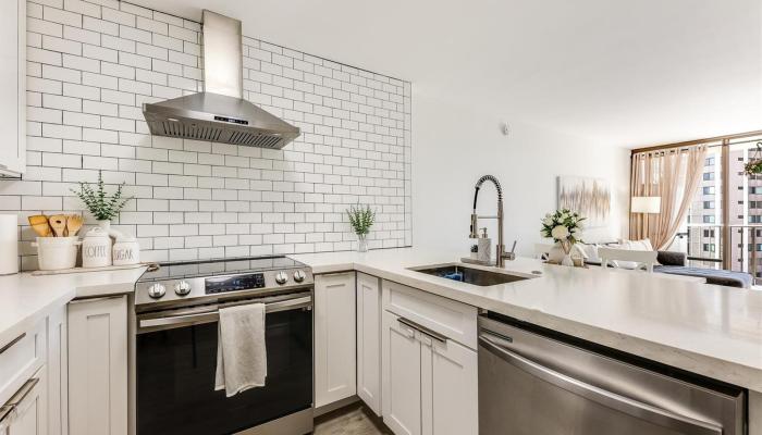 Pearl 1 condo # 11P, Aiea, Hawaii - photo 1 of 1