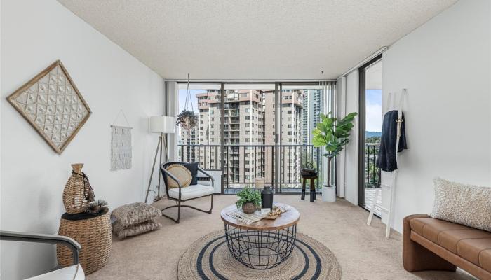 Pearl 1 condo # 15M, Aiea, Hawaii - photo 1 of 1