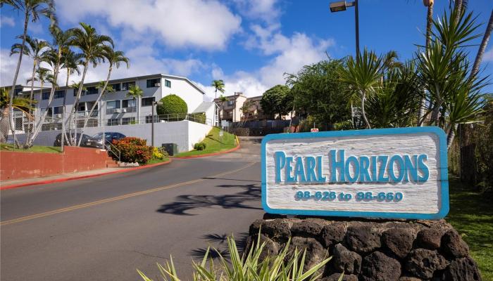 Pearl Horizons 1 condo # 317, Aiea, Hawaii - photo 1 of 24