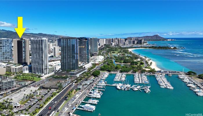 987 Queen Street Honolulu - Rental - photo 1 of 20