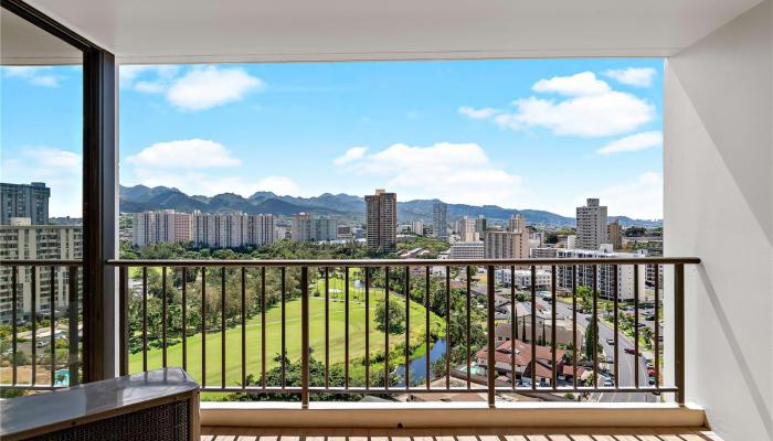 Franklin Towers condo # 17B, Honolulu, Hawaii - photo 1 of 1