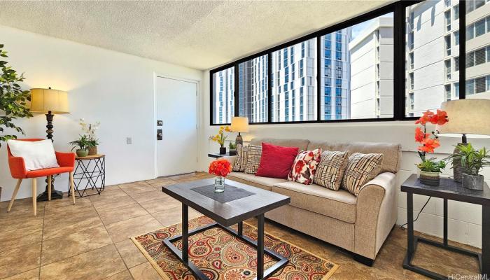 Centre Court condo # 807, Aiea, Hawaii - photo 1 of 1