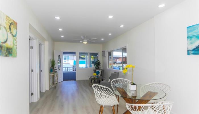 99-349  Aheahe Street Aiea Heights, PearlCity home - photo 1 of 25