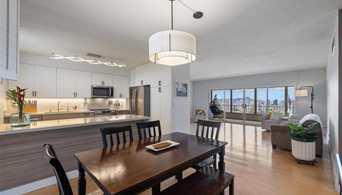 999 Wilder condo # 1603, Honolulu, Hawaii - photo 1 of 1